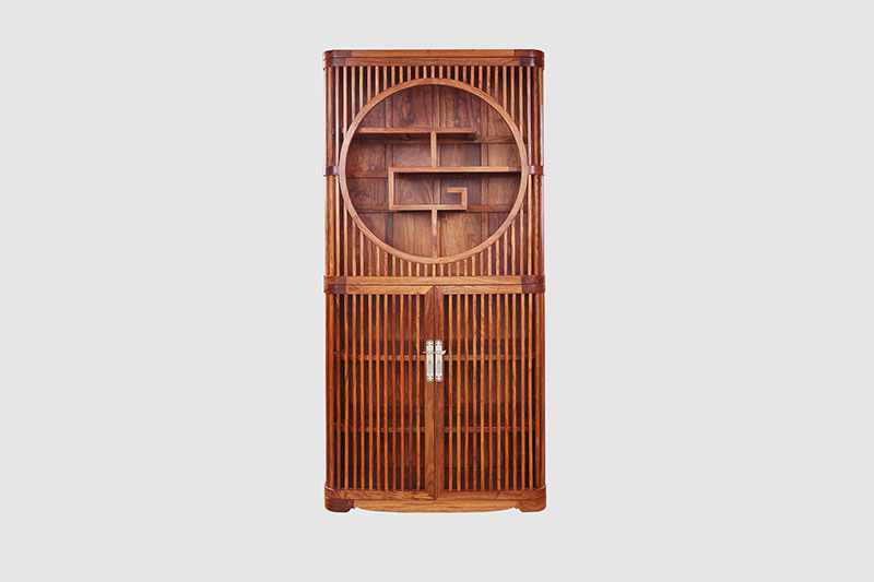 海南藏族悦无界中式实木高端酒柜效果图